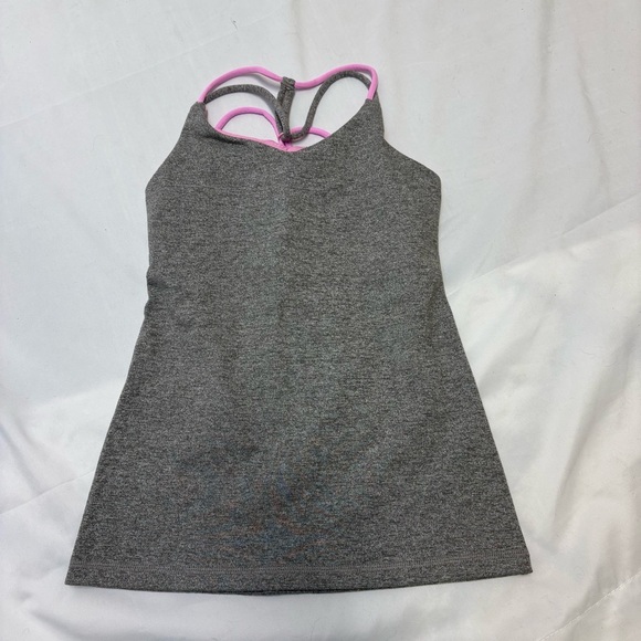 Ivivva Girls 6-7 5 Piece Clothing Bundle Capri Pants Tank Tops Tee Shirt Hoody - Picture 3 of 9